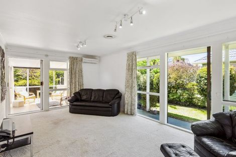 Photo of property in 35 Gray Avenue, Paraparaumu Beach, Paraparaumu, 5032