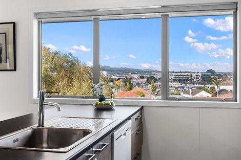 Photo of property in 4 High Oaks Way, Avenues, Whangarei, 0110