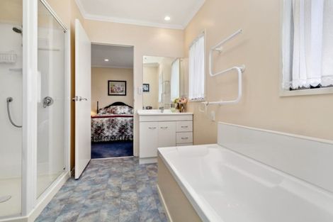 Photo of property in 58a Molesworth Street, Taita, Lower Hutt, 5011