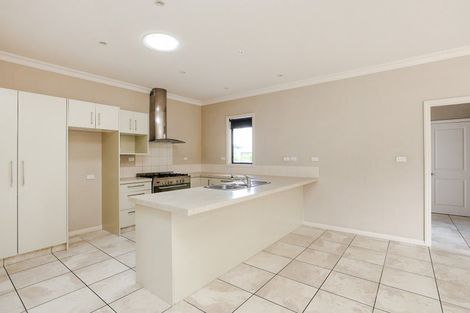 Photo of property in 80 Merlot Drive, Greenmeadows, Napier, 4112