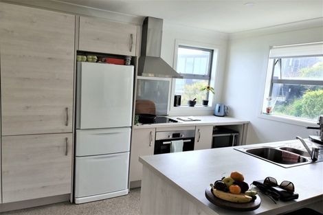 Photo of property in 8a Homebush Road, Khandallah, Wellington, 6035