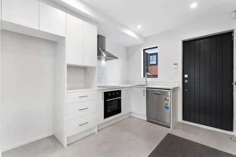 Photo of property in 250b Great North Road, Henderson, Auckland, 0612