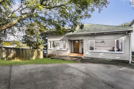 Photo of property in 43 Pleasant Road, Glen Eden, Auckland, 0602