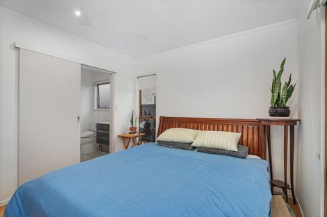 Photo of property in 75 Robinson Road, Whitianga, 3510