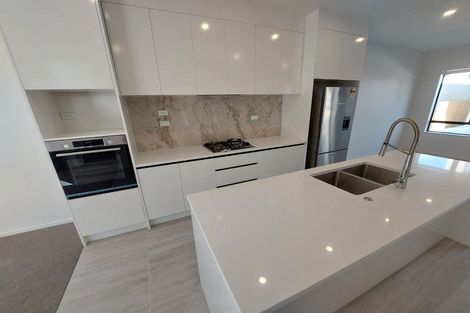 Photo of property in 16/116 Colwill Road, Massey, Auckland, 0614