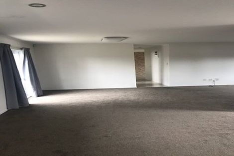Photo of property in 13 Matata Street, Blockhouse Bay, Auckland, 0600