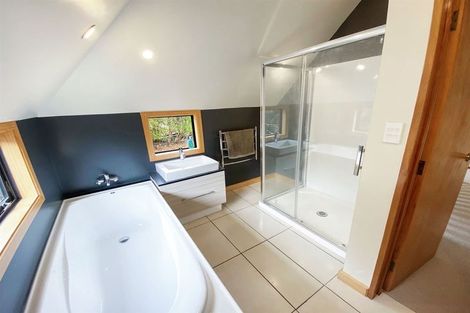 Photo of property in 266 Mount Pleasant Road, Mount Pleasant, Christchurch, 8081