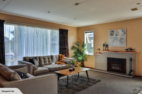 Photo of property in 9 Leslie Avenue, Cloverlea, Palmerston North, 4412