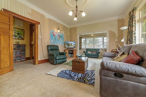 Photo of property in 37 Shamrock Street, Takaro, Palmerston North, 4412