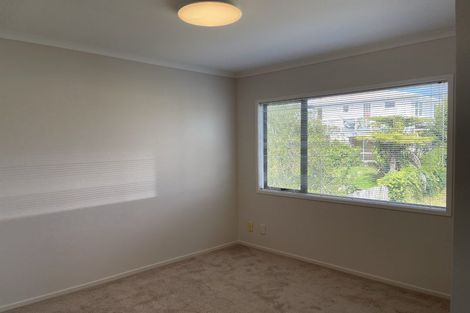 Photo of property in 41 Tiri Tiri Road, Birkdale, Auckland, 0626