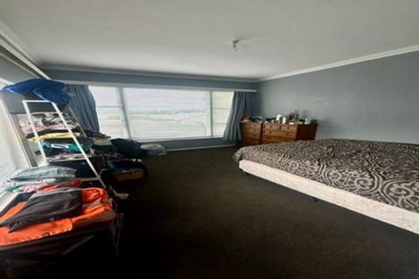 Photo of property in 38 Mana Esplanade, Paremata, Porirua, 5026