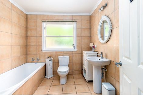 Photo of property in 225 Winchester Hanging Rock Road, Temuka, 7985