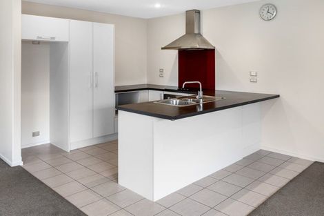 Photo of property in 18 Date Crescent, Aidanfield, Christchurch, 8025