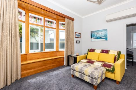 Photo of property in 33 Cobden Street, Gisborne, 4010