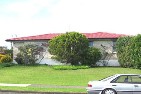 Photo of property in 26 Priestley Drive, Bucklands Beach, Auckland, 2014