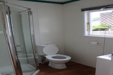 Photo of property in 12 Candia Road, Swanson, Auckland, 0612