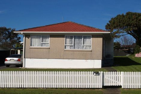 Photo of property in 15 Cranmere Crescent, Mangere East, Auckland, 2024