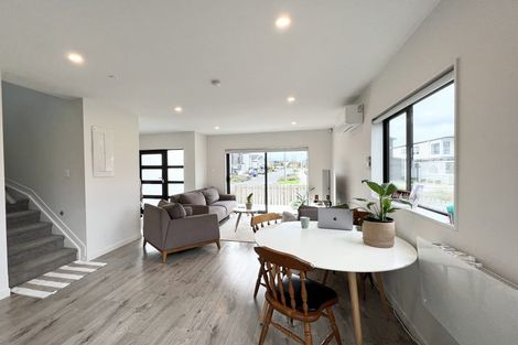 Photo of property in 15 Tahingamanu Road, Hobsonville, Auckland, 0616