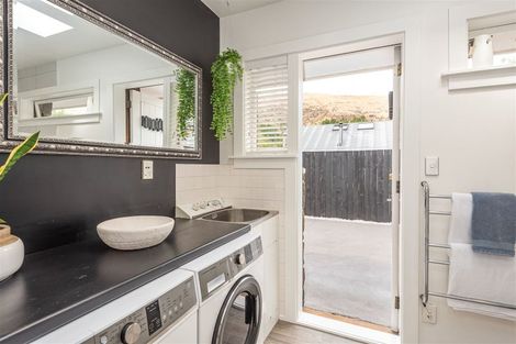 Photo of property in 10 Duncan Street, Sumner, Christchurch, 8081