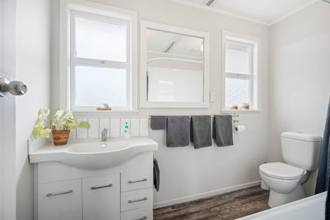 Photo of property in 38 West View Crescent, Onerahi, Whangarei, 0110