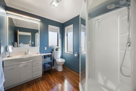 Photo of property in 20 Tironui Terrace, Western Heights, Hamilton, 3200