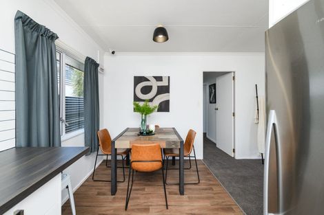 Photo of property in 2 Coromandel Court, Roslyn, Palmerston North, 4414