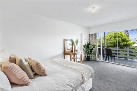 Photo of property in 213 Jervois Road, Herne Bay, Auckland, 1011