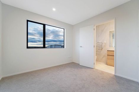 Photo of property in 7 Heketara Place, Papakura, 2110