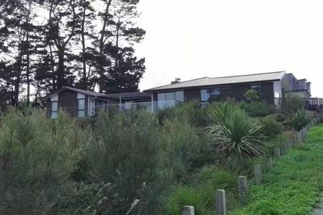 Photo of property in 7 Kaimai Avenue, Massey, Auckland, 0614