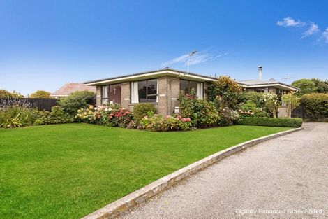 Photo of property in 28 Denise Crescent, Hornby, Christchurch, 8042