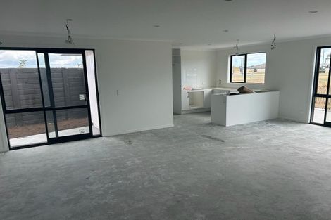 Photo of property in 32 Pasture Way, Papamoa, 3118