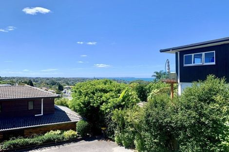 Photo of property in 2/147 Kowhai Road, Mairangi Bay, Auckland, 0630