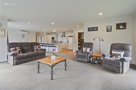 Photo of property in 12 Hakatere Road, Pegasus, 7612