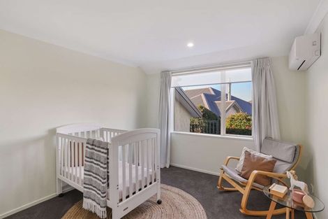 Photo of property in 48 Titirangi Crescent, Parklands, Christchurch, 8083