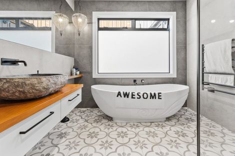 Photo of property in 20 Westwood Street, Greytown, 5712