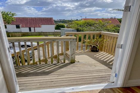 Photo of property in 7 Bannerman Road, Morningside, Auckland, 1022