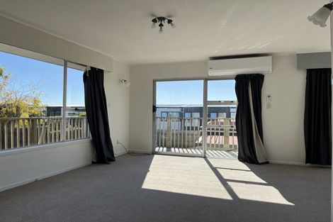 Photo of property in 68 Royal Road, Massey, Auckland, 0614