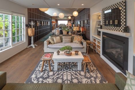 Photo of property in 7 Marine Parade, Seatoun, Wellington, 6022