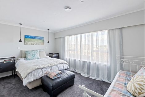 Photo of property in 9 Norwich Avenue, Spotswood, New Plymouth, 4310