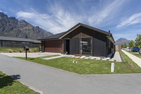 Photo of property in 77 Jack Hanley Drive, Jacks Point, Queenstown, 9371