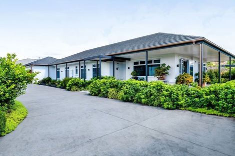 Photo of property in 18 Te Arakete Place, Hurworth, New Plymouth, 4310