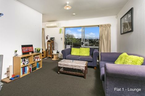 Photo of property in 147 Browns Bay Road, Browns Bay, Auckland, 0630