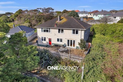 Photo of property in 32 Champion Street, Ranui, Porirua, 5024