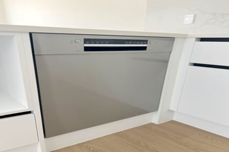Photo of property in 1a Wren Place, Unsworth Heights, Auckland, 0632