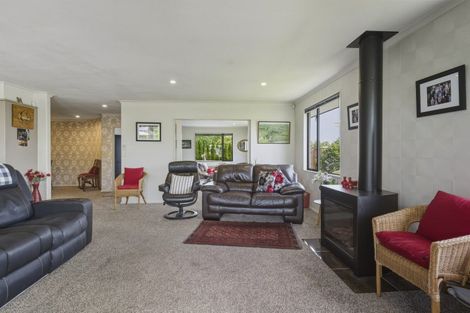 Photo of property in 11 North Foreland Street, Waihola, Milton, 9073