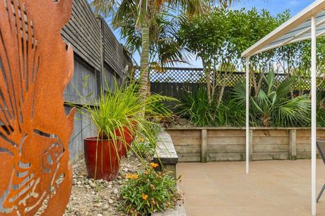 Photo of property in 4 Hendrika Court, Hobsonville, Auckland, 0618