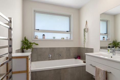 Photo of property in 9 Westhill Lane, Papamoa Beach, Papamoa, 3118