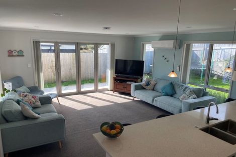 Photo of property in 31 Rochfort Crescent, Pyes Pa, Tauranga, 3112