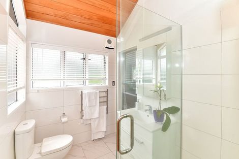 Photo of property in 22 Whale Cove, Stanmore Bay, Whangaparaoa, 0932