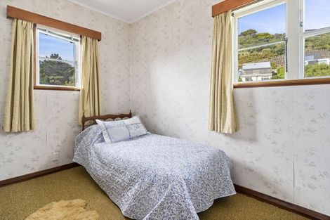 Photo of property in 2 Leveson Street, Strathmore Park, Wellington, 6022